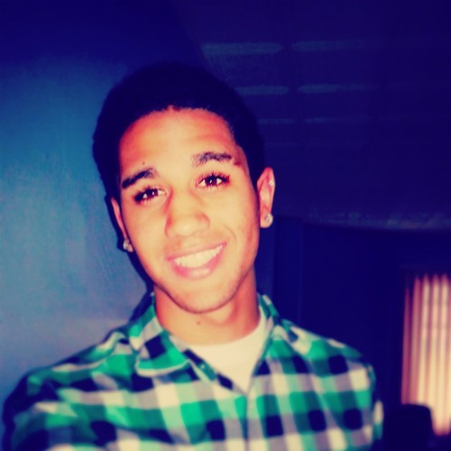 HuDeiOn's profile picture. Follow me on Instagram: supahotf1r3