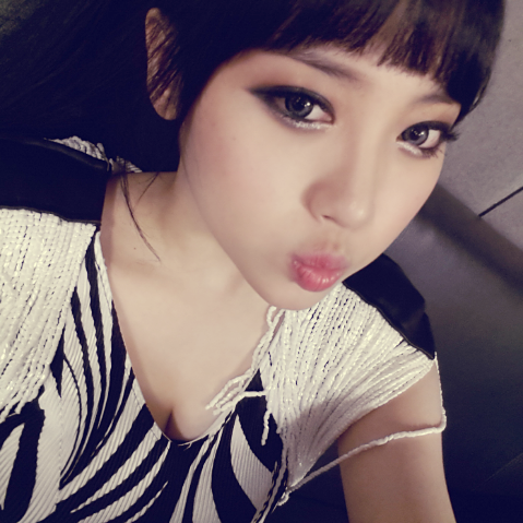 [ Kim Ah Young known as Yura from Girl's Day. 92 line ] roleplayer. Fantalk allowed. Dai5y's ^^
