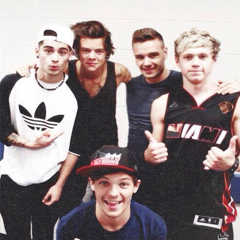 Spanish account dedicated to One Direction.You can find photos,videos,facts and more.