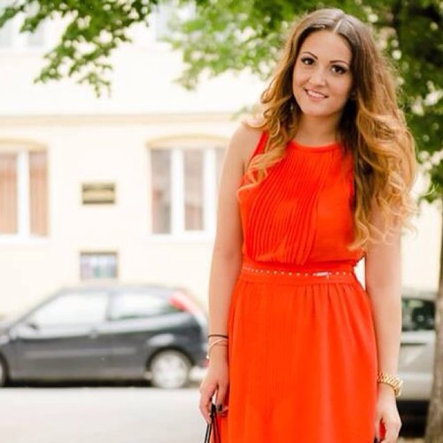 LoanaV's profile picture. viitor arhitect si PR de succes,  prezenta in blogosfera, addicted to fashion, electronic music and events