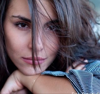 Fc dedicado a ela,uma menina que conquistou milhares de fãs com sua voz e com sua simplicidade ,sou sua maior fã Oficializado:@Aguiarthur e @Lua_Blanco