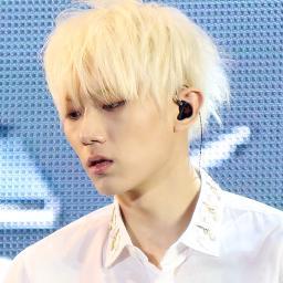 กระผม #จุนฮยองฮับ #เป็นบอทพึ่งเกิดไหม่ ฟอลกลับหน่อยนะฮับ กราบขอบคุนฮับ #ผมหื่นมาก ชอบติดเรทช่วงดึกถ้าเจอก็เมนมาจะหื่นไส่^^ ผมก้อเหงาเปงนะว่างก้อทักก้อได้