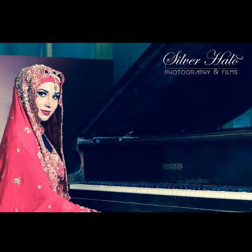 SilverHaloUK's profile picture. Silver Halo photography and film studios.  Have a look at our work www.facebook/SilverHaloUK