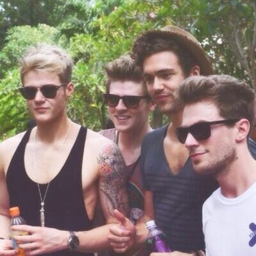 1/5. Adam bangs me, Ryan plays me, Andy breathes on me and Joel strums me.. 15/02/12 05/11/12 02/10/13