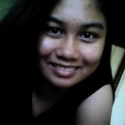 Hiii :)) Im Donna! I follow back! 3