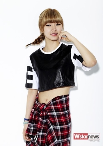 DUNIT_ZIN_Bot's profile picture. [93.04.10]안녕하세요!!디유닛보컬 Z.l.N 양도자입니다 맞팔은 봇,패계분들만양도받은날  2013.6.30