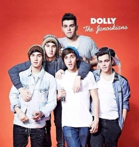 I will help you get follows from the boys! Or anyone else xo but you must follow me main account @05_janoskians xo
