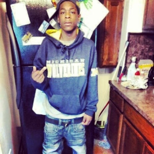 Life is so carzy R.I.P TOM_JALEN_ROALND and free the hitters