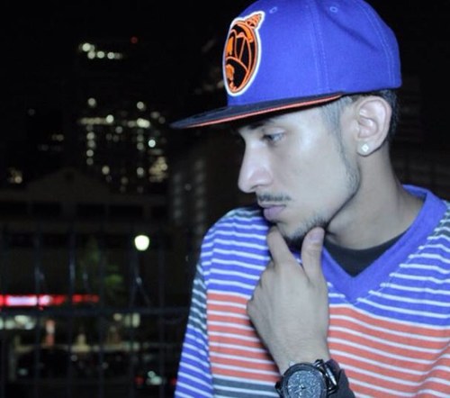 Ambition on a new level H-towns future Only real niggaz nd bad chicks hit tht follow button

Im avid wit this music mayne!!