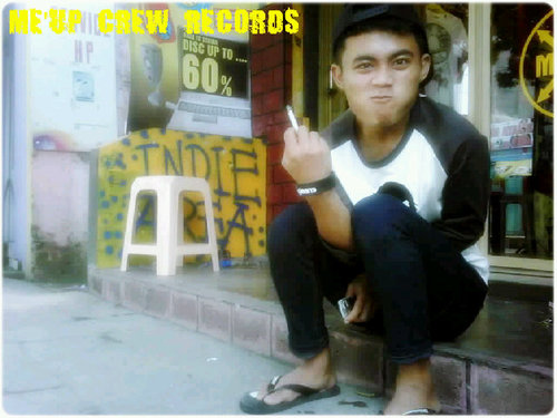 OzyAssegafSFDP's profile picture. Playing Football & hadroh . @RFS_ID