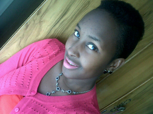Phly_Ips's profile picture. Fun,down to earth Sassy lady! **♥Team Follow Back**♥