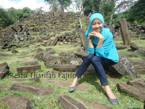 Olivepoenya's profile picture. Penantian yang tiada akhir . . . hanya butuh kesabaran @retnajaya . . .