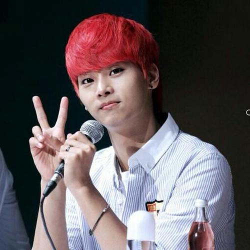 VIXX's good manner dark-skinned leader!
