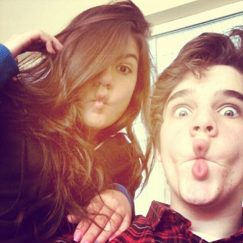 Ｄｅｕｓㅤａｃｉｍａㅤｄｅㅤｔｕｄｏㅤｅㅤｄｅㅤｔｏｄｏｓ.