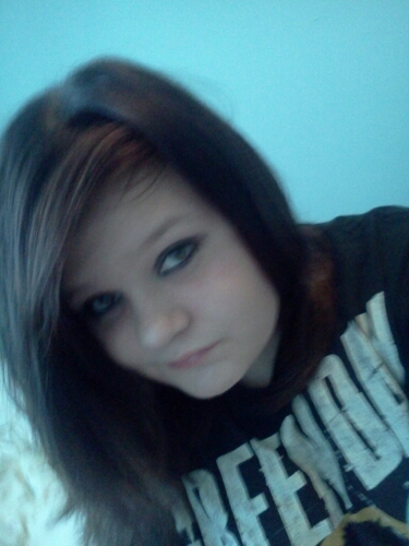 bvb army for life!!3 fir!3 ptv!3 om&m!3 a.a!3 hwu!3 and a shit ton more! you follow me ill follow back!!
