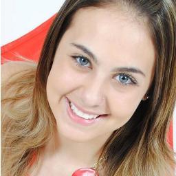 Bem vindos ao perfil único e real da atriz Caroline Molinari. Perfil atualizado pela própria atriz, pelos pais e pela equipe. Monitorado 24hrs pela segurança! ♥