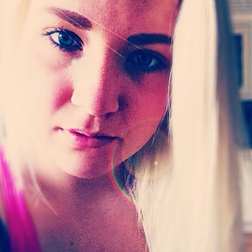 CelineNelson4's profile picture. 