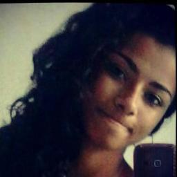 princesa dela ati *-* teamo infinitamente preta s2