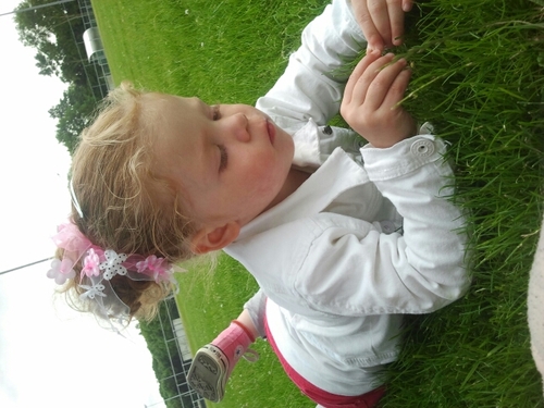 samenwonend met @mark_plant | mama van Dewi en Loïs I werkend als schoonheidsspecialiste bij carola nails and beauty