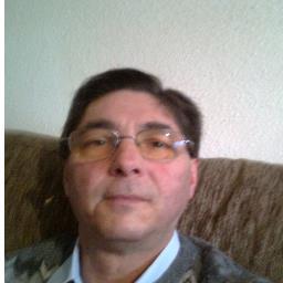 vivo en Valencia, espero enamorarme, trabajo en la fe, hospital, fijo. en mi piso.