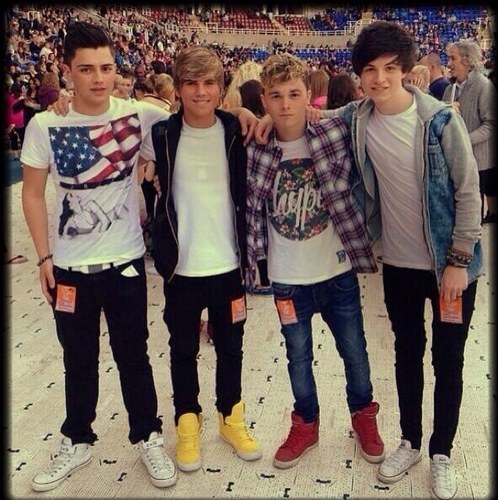 new joint acc because we can and we is the kinky ones;) personals: @wow_cuthbert @EtheringtonX
