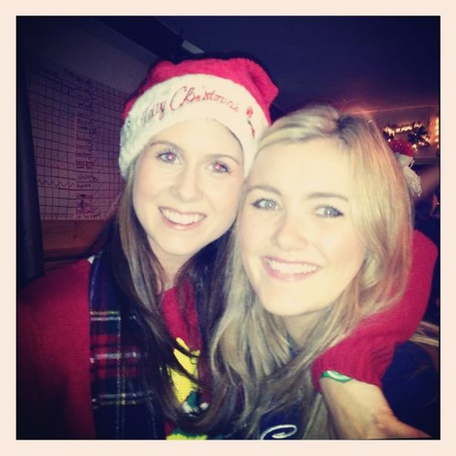 lynncam88's profile picture. 