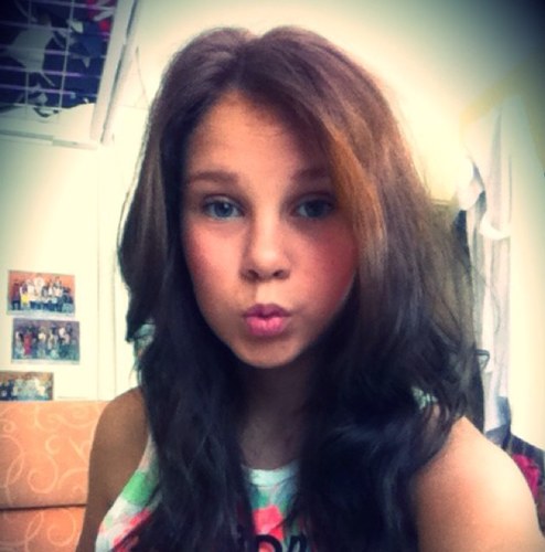 Hi everyone:) i am from finland and i love JUSTIN BIEBER Justin in finland 26.4.2013 Helsinki Believe Tour
 ~never say never~