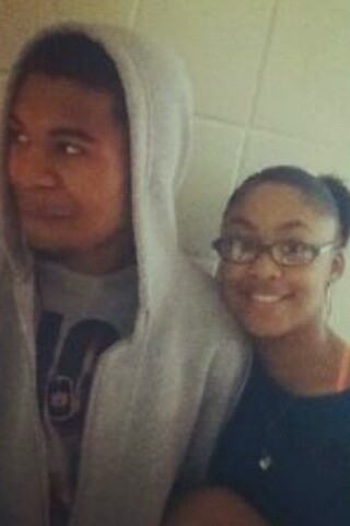 follow me . I follow back . go follow my twifey Natasha @FollowAyana