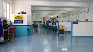 carmasterbox's profile picture. Taller mecánico y alquiler de boxes

Carrer Santa Anna, 117B Pol. Ind. La Clota Tel. 93 119 13 48