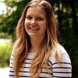 I'm a 15 years old girl from Finland. I like one direction and other stuff, and I hope you follow me, just ask and I will follow you to ;)