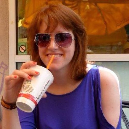 AmandaCochran2's profile picture. 