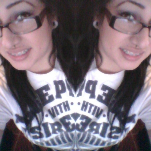 - Erika' ; 19 ; Vegas ; Single ! instagram . @erikaamillss ; follow ? c;