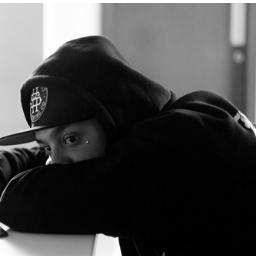 FutureMrsPerry1's profile picture. I love Black Veil Brides, Pierce The Veil, Sleeping With Sirens, and Of Mice & Men, but there is a ton more and I am madly in love with Tony Perry!!