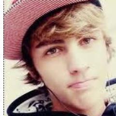 Me segue sigo de volta ? ADD facebook :http://t.co/Z7DUol5eSE Aceito todos