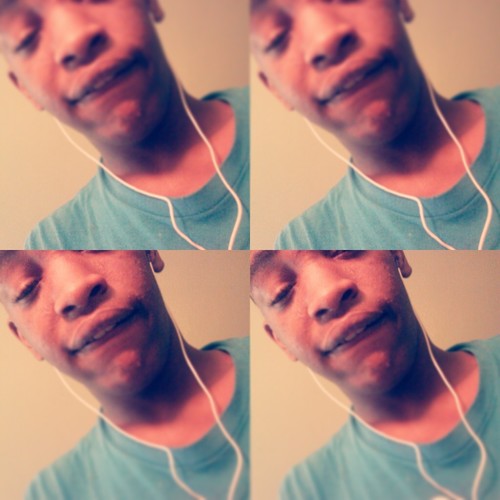 Cool . Funnie .	&  Haha Youu Get It ?? But Follow Mee And I'll Follow Youu It's Juuss That Easy