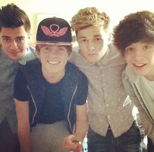 For all you overloaders out there! Fan account x  Joey, RyRy, Ollie and Jordi. They followed me (12:56am 30/06/13)