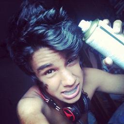 Não entro mais nesse perfil, seguem o @_matheusneves