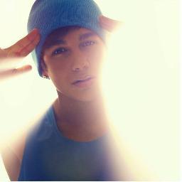 LYSelenaGomezz's profile picture. support Austin Mahone always! ♬♬