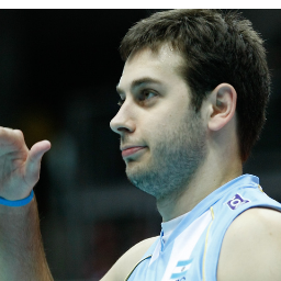 Nacido el 2/06/1988 en Santa Fe. Armador de la Selección Argentina de Voley