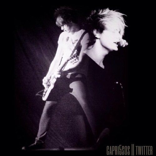 This is a follow from @Capri5SOS.. Please follow me back there because i gave you a free follow! :) x i love you, beautiful . Thanks babes. #5SOSIsLife