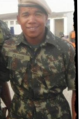 o cara da foto - Follow-me *-*