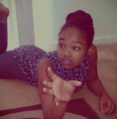 lala Click The Follow Button &' I'll Return The Favor.! :))
