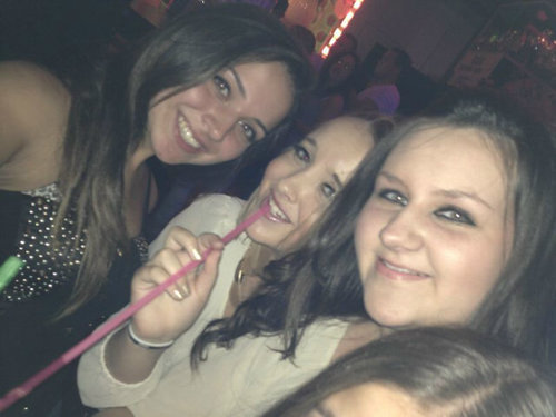 xlauraelisa's profile picture. 