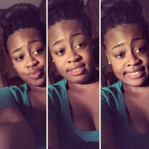 i go by the name Danielle S. Jennings! my ♥ is taken !