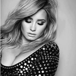 @ddlovato ♥