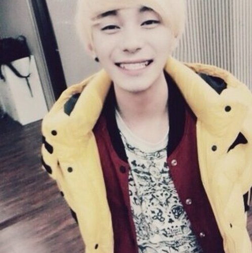 ♡ @flapjackrp : galsday's jhyo. : ~ ) ♡