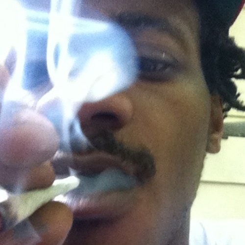 Im a hippie So fuck yo thoughtz Disliking someone gives you A disadvantage I laugh at yhe most hurtful comments Because of how much you had to think❗
