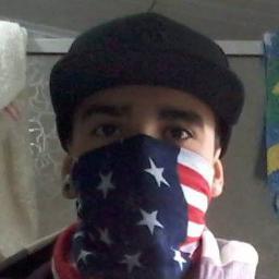 Não consigo ser nada mano, só eu,
Forte, paciente, temente a Deus , mas no breu...
