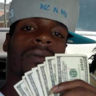 I ture hustler.. Rain sleet sunny i gotta get it... Tryn to tak my music to the next level ny birng a new sound straight outta Carolina... Grind hard $$$$