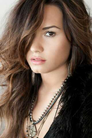 I follow back. Follow my main acc @KClarkson601
